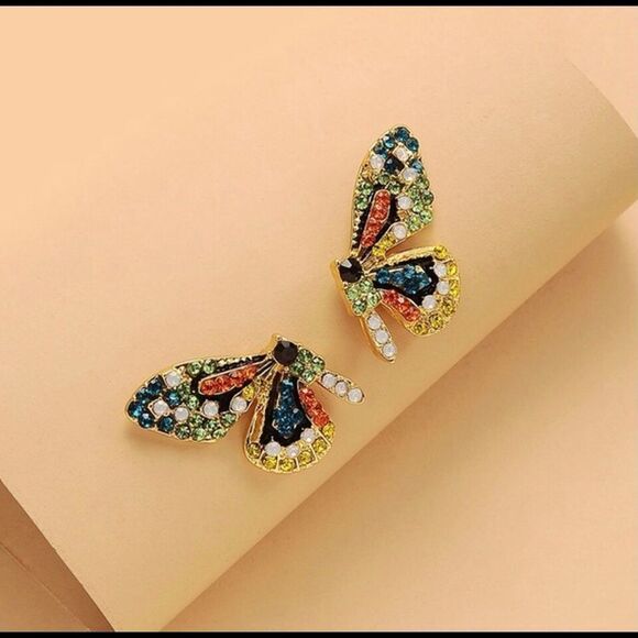 🎉🎉 HP 🎉🎉 🦋 Free People New crystal butterfly studs 🦋 - Picture 5 of 7